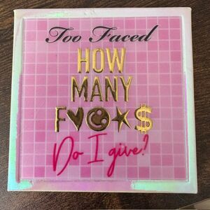 TOO FACED ERIKA JAYNE "HOW MANY 
F🩷😀⭐️$ DO I GIVE" MONEY HONEY HIGHLIGHT PALETTE
